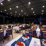Antusa Design & فندق