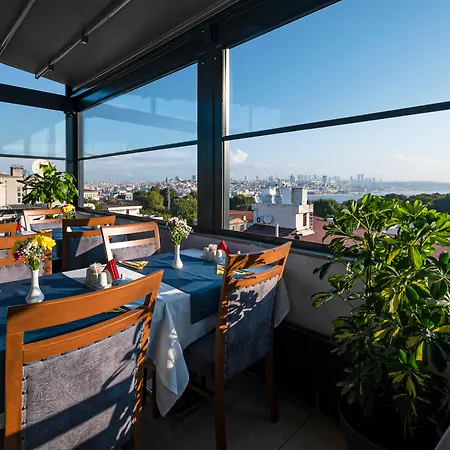 Antusa Design & Hotel