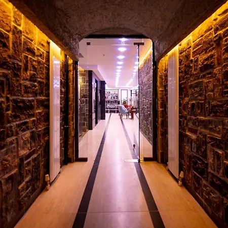 Antusa Design & Hotel 4*